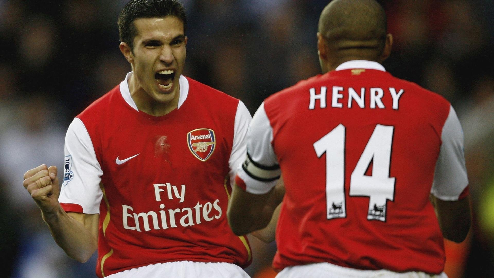 爱游戏综合娱乐-沃尔夫斯堡稳守反击战术执行到位，沃尔夫斯堡最新阵容